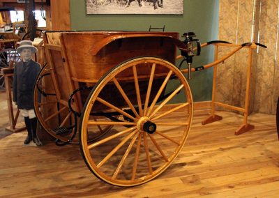 Governess Cart - Northwest Carriage Museum